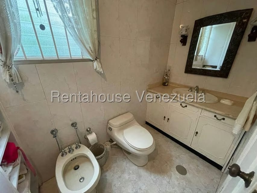 Apartamento (1 Nivel) en Venta en Chuao, Distrito Metropolitano - 26
