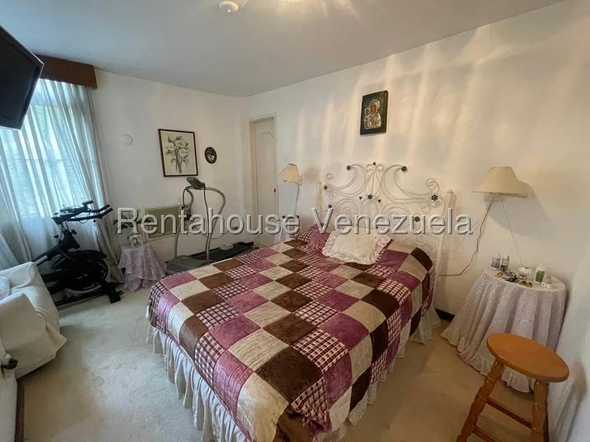 Apartamento (1 Nivel) en Venta en Chuao, Distrito Metropolitano - 28
