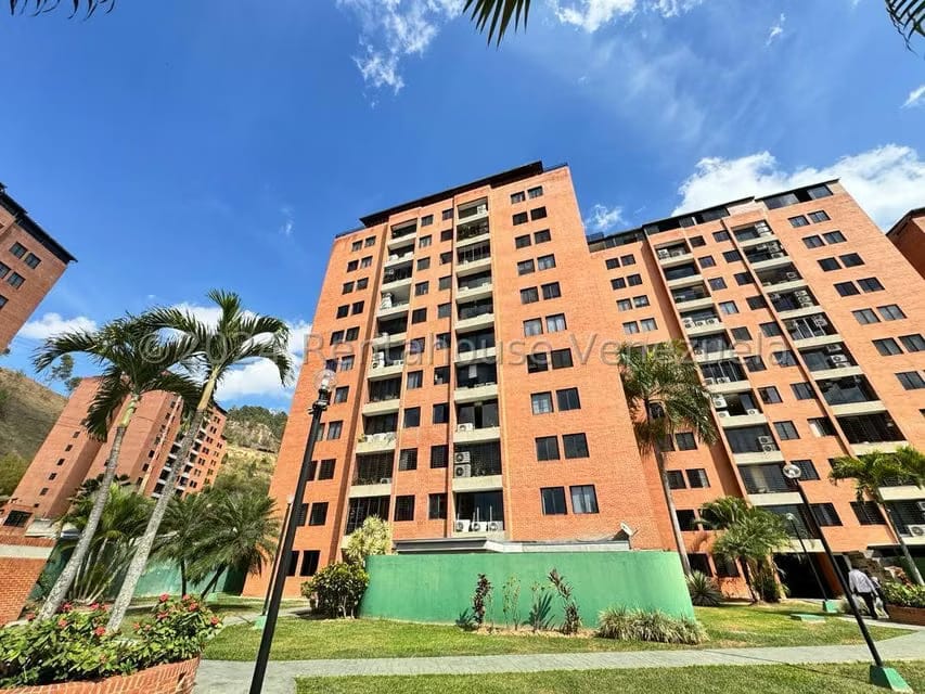 Apartamento (Planta Baja) en Venta en Colinas de La Tahona, Distrito Metropolitano