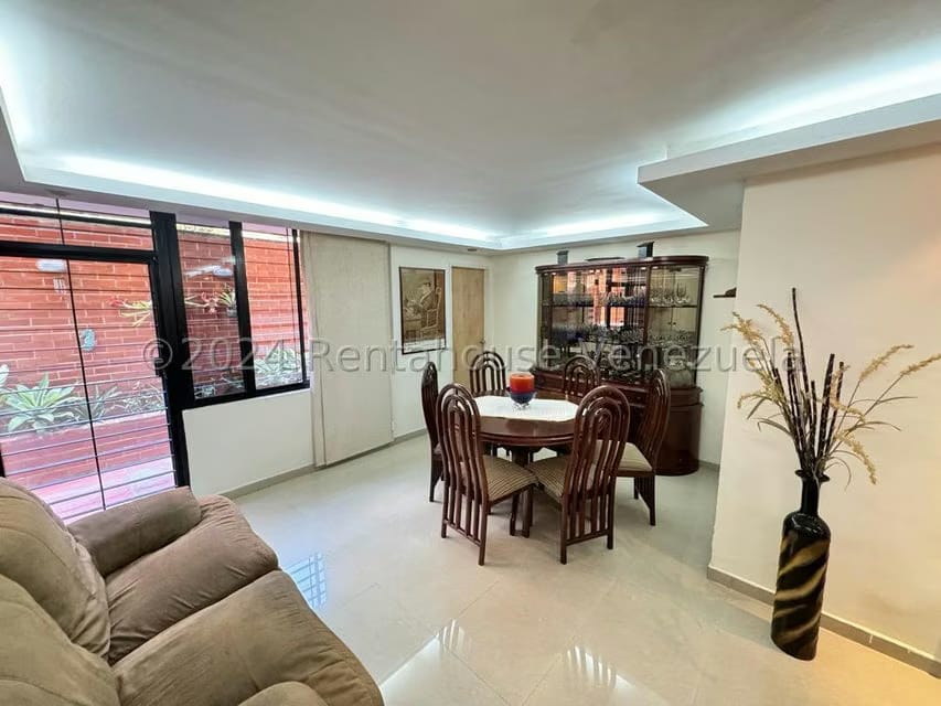 Apartamento (Planta Baja) en Venta en Colinas de La Tahona, Distrito Metropolitano - 11