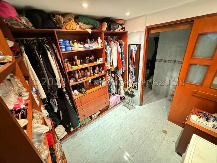 Apartamento (Planta Baja) en Venta en Colinas de La Tahona, Distrito Metropolitano - 14