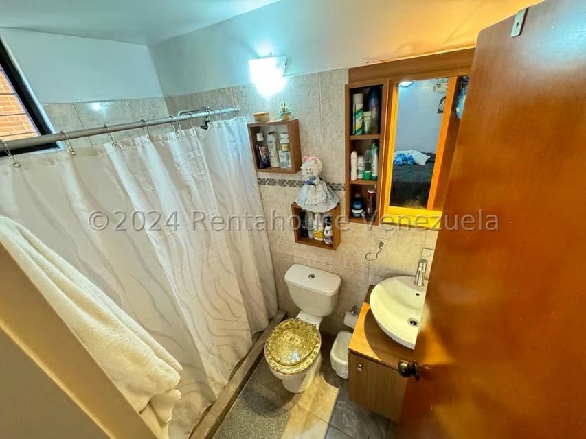 Apartamento (Planta Baja) en Venta en Colinas de La Tahona, Distrito Metropolitano - 19