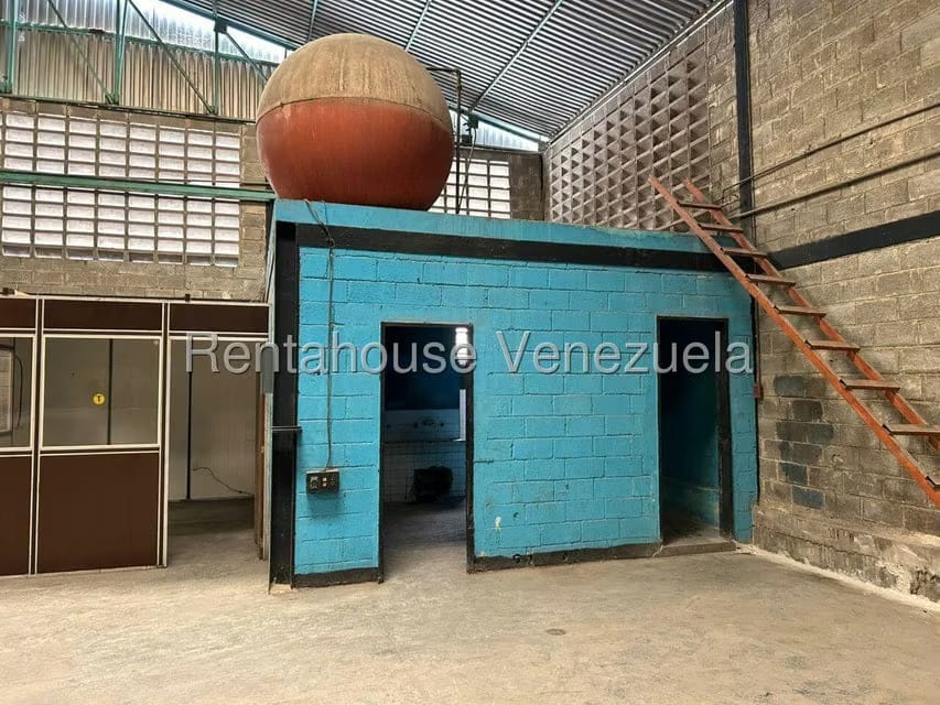 Comercial (Galpon - Deposito) en Alquiler en Mariche, Distrito Metropolitano - 3