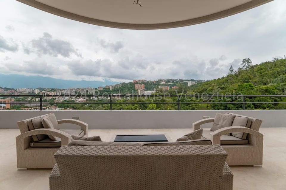 Townhouse (Multiples Niveles) en Venta en La Trinidad, Distrito Metropolitano - 43