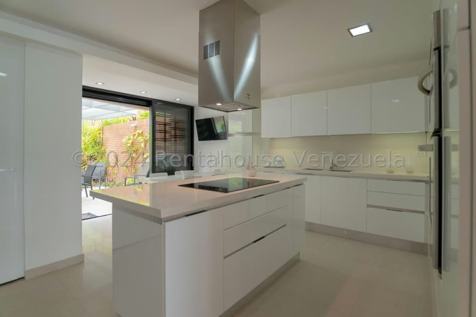 Townhouse (Multiples Niveles) en Venta en La Trinidad, Distrito Metropolitano - 50