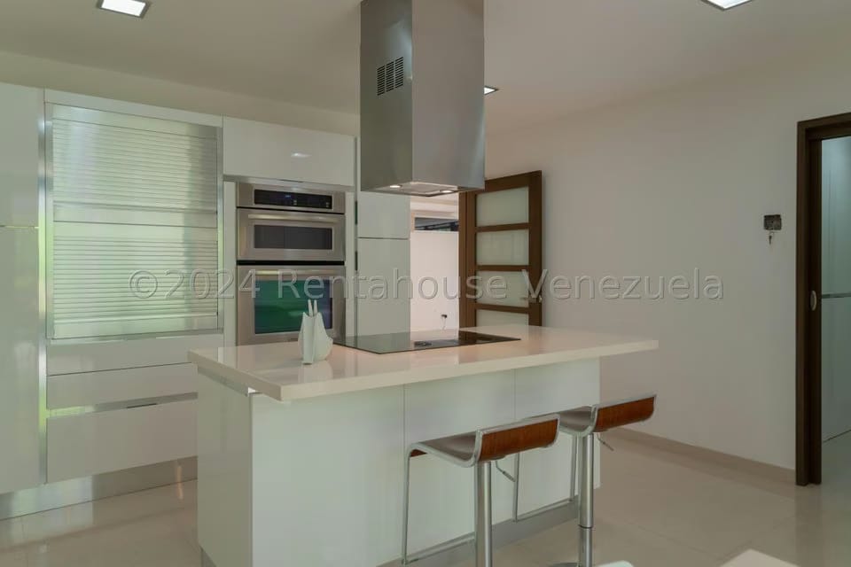 Townhouse (Multiples Niveles) en Venta en La Trinidad, Distrito Metropolitano - 53