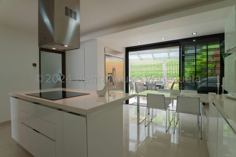 Townhouse (Multiples Niveles) en Venta en La Trinidad, Distrito Metropolitano - 55