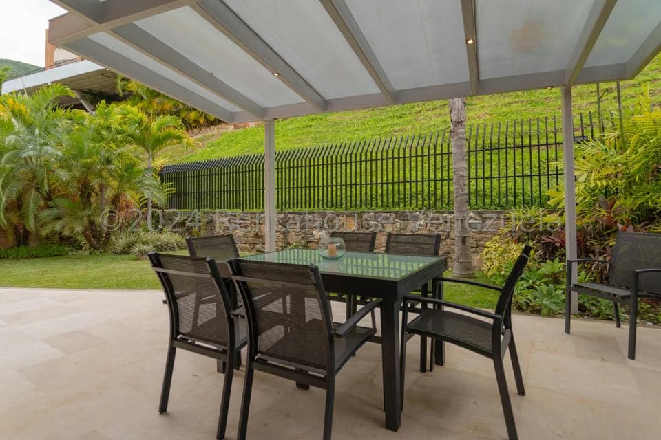 Townhouse (Multiples Niveles) en Venta en La Trinidad, Distrito Metropolitano - 56
