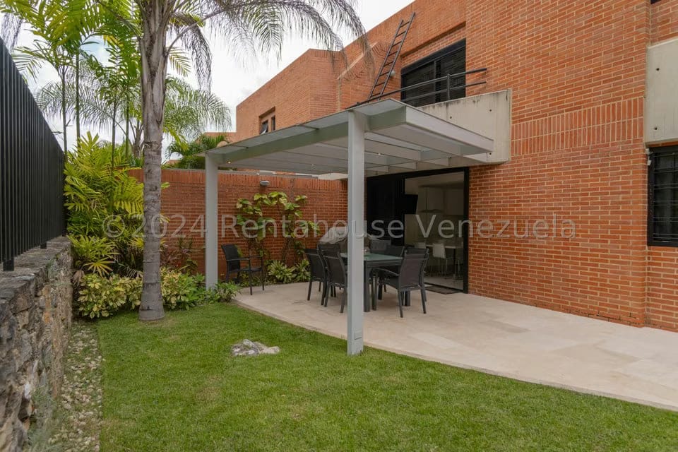 Townhouse (Multiples Niveles) en Venta en La Trinidad, Distrito Metropolitano - 60