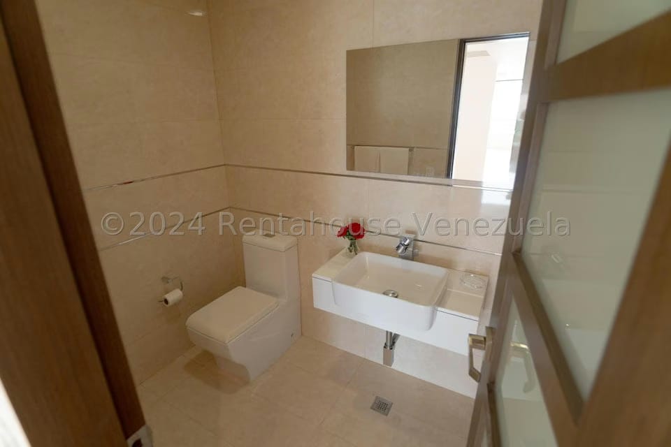 Townhouse (Multiples Niveles) en Venta en La Trinidad, Distrito Metropolitano - 62