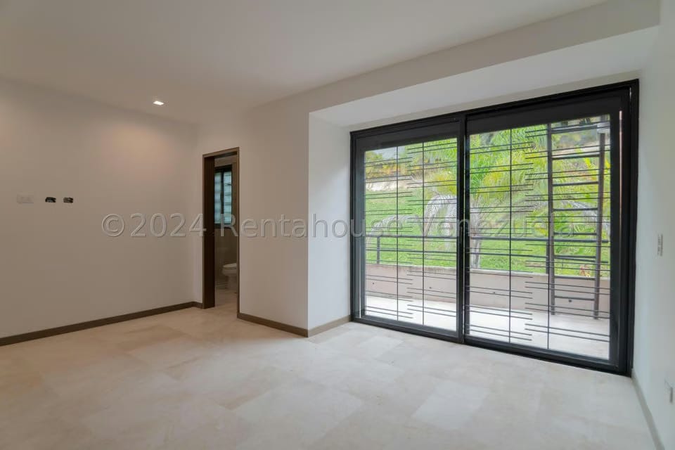 Townhouse (Multiples Niveles) en Venta en La Trinidad, Distrito Metropolitano - 10