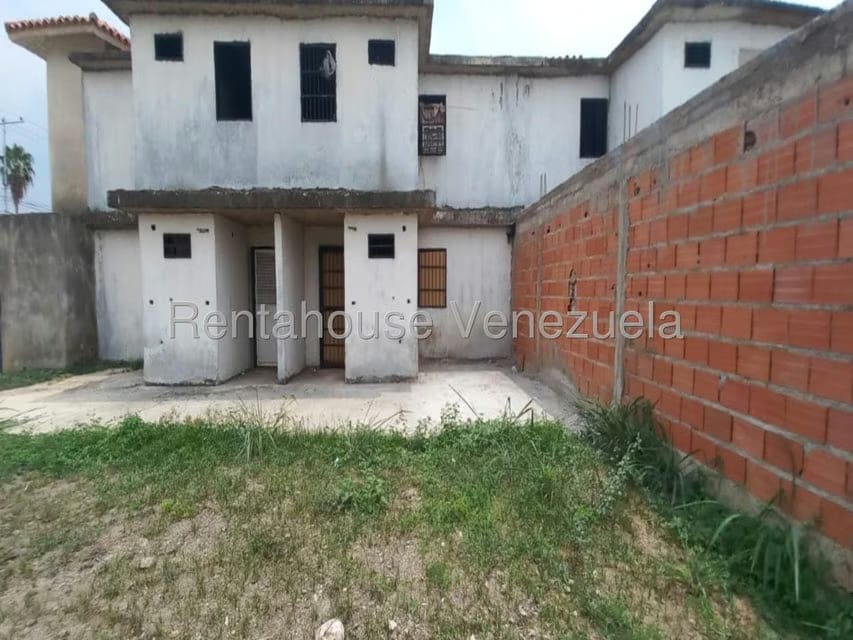 Casa (1 Nivel) en Venta en Flor Amarillo, Carabobo - 8