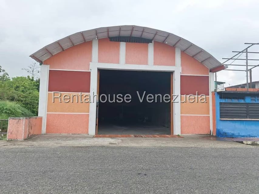 Comercial (Galpon - Deposito) en Venta en Avenida Bolivar, Merida - 2