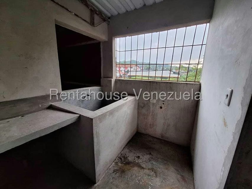 Comercial (Galpon - Deposito) en Venta en Avenida Bolivar, Merida - 12