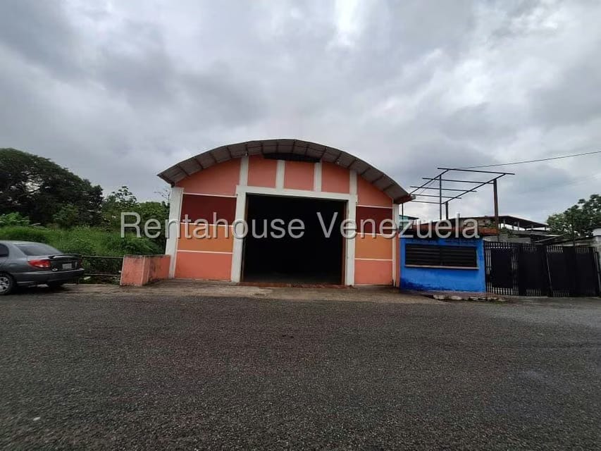 Comercial (Galpon - Deposito) en Venta en Avenida Bolivar, Merida - 3