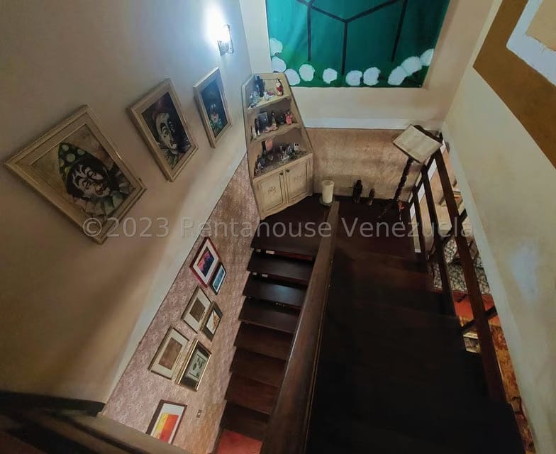 Casa (Colonial) en Venta en La Rosaleda, Miranda - 20