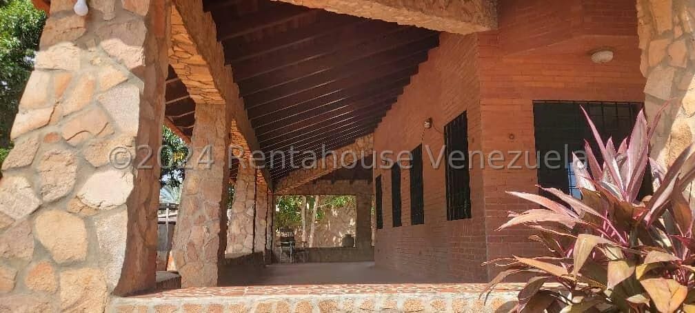 Casa (Multipes Niveles) en Venta en Paraguachi, Nueva Esparta - 3