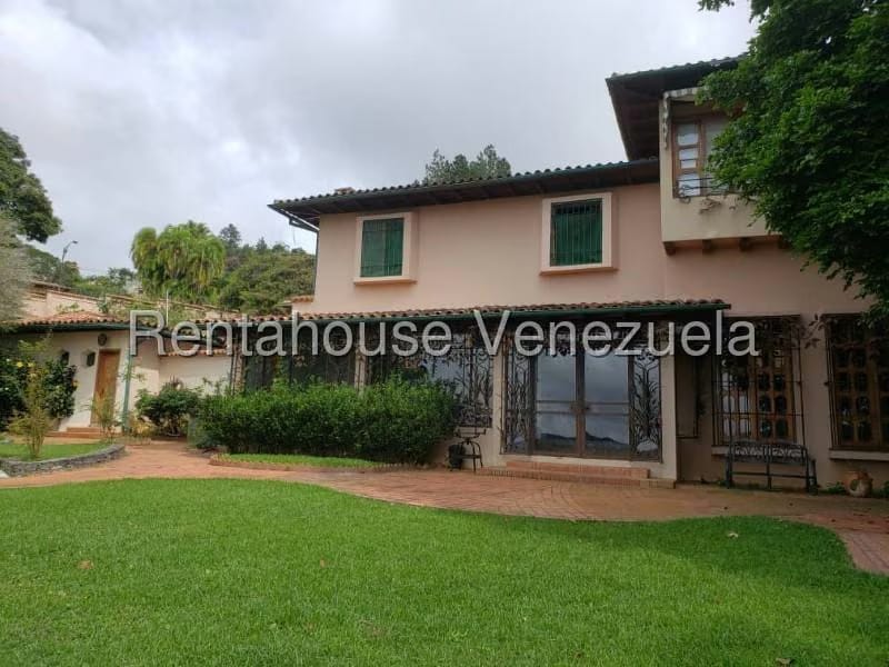 Casa (Duplex) en Venta en La Lagunita Country Club, Distrito Metropolitano - 3