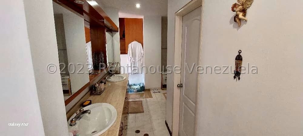 Apartamento (Duplex) en Venta en Miranda, Distrito Metropolitano - 4