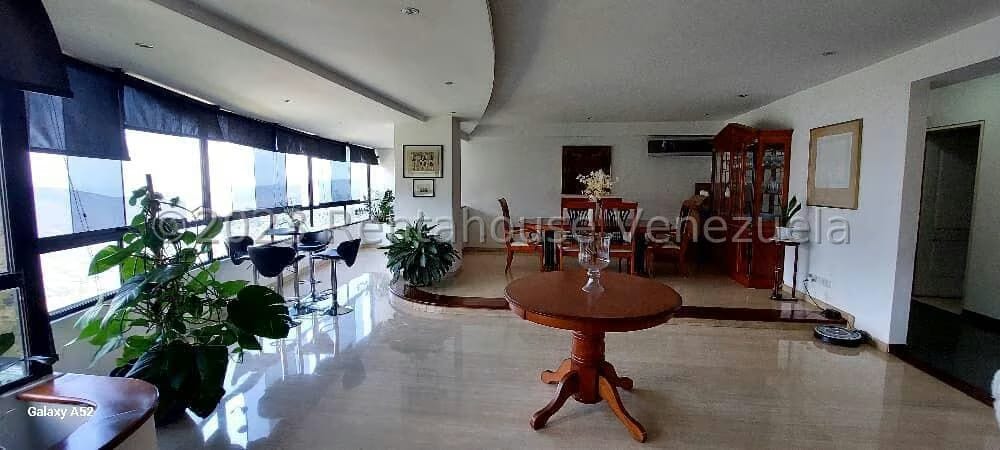 Apartamento (Duplex) en Venta en Miranda, Distrito Metropolitano - 33