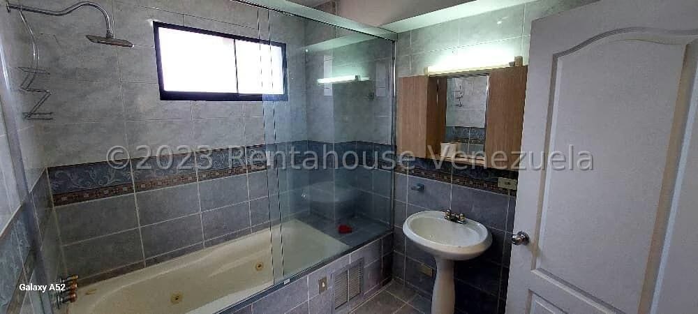 Apartamento (Duplex) en Venta en Miranda, Distrito Metropolitano - 48