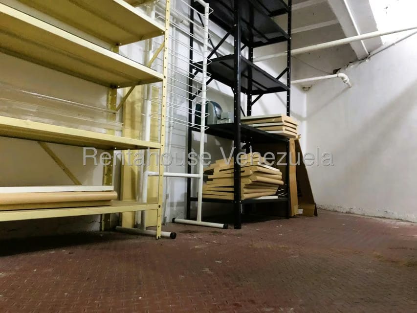 Comercial (Local Comercial) en Alquiler en El Paraiso, Distrito Metropolitano - 9