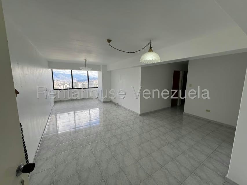 Apartamento (1 Nivel) en Alquiler en Manzanares, Distrito Metropolitano - 2