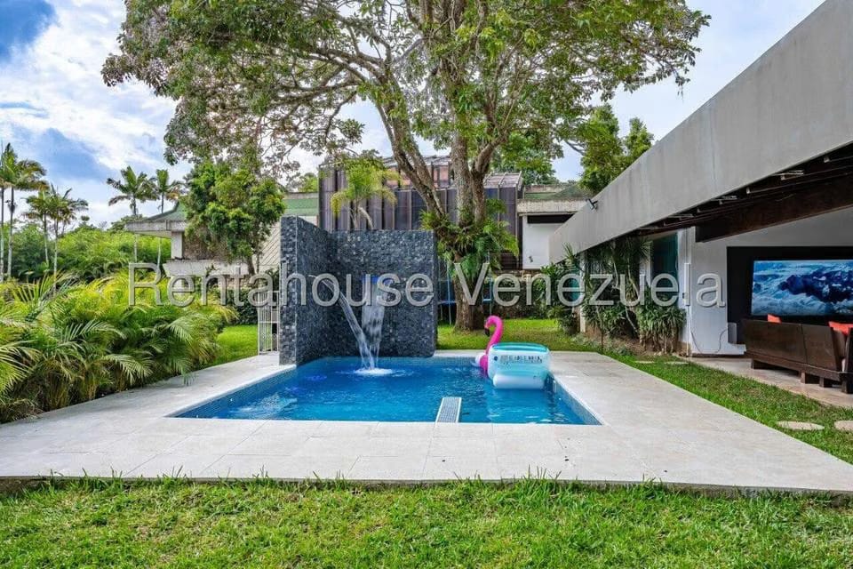 Casa (1 Nivel) en Venta en La Lagunita Country Club, Distrito Metropolitano - 28