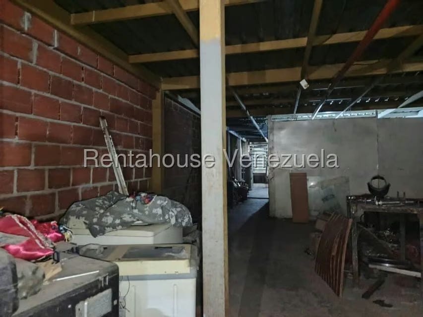 Casa (Multipes Niveles) en Venta en Cementerio, Distrito Metropolitano - 16
