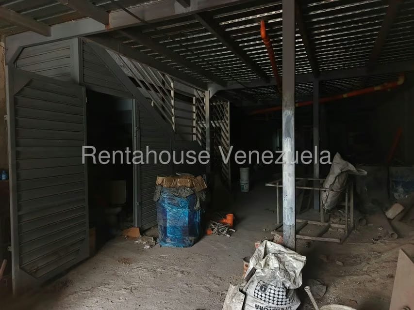 Casa (Multipes Niveles) en Venta en Cementerio, Distrito Metropolitano - 21