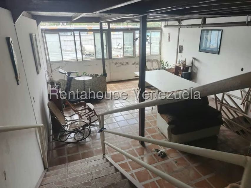 Casa (Multipes Niveles) en Venta en Cementerio, Distrito Metropolitano - 24