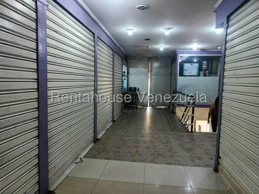 Casa (Multipes Niveles) en Venta en Cementerio, Distrito Metropolitano - 8