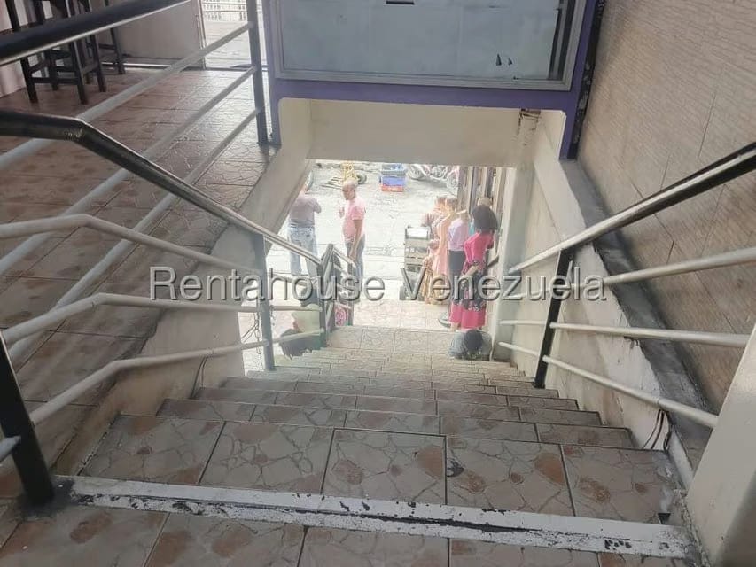 Casa (Multipes Niveles) en Venta en Cementerio, Distrito Metropolitano - 9