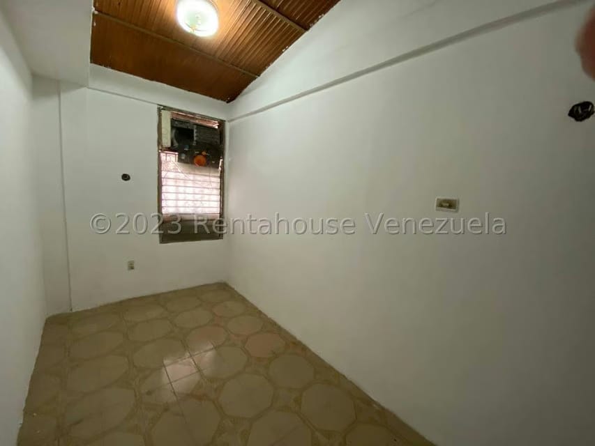 Casa (Duplex) en Venta en La Fuente, Aragua - 16