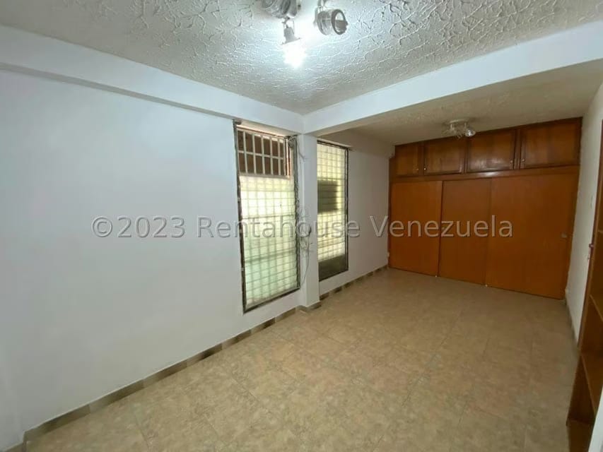 Casa (Duplex) en Venta en La Fuente, Aragua - 18