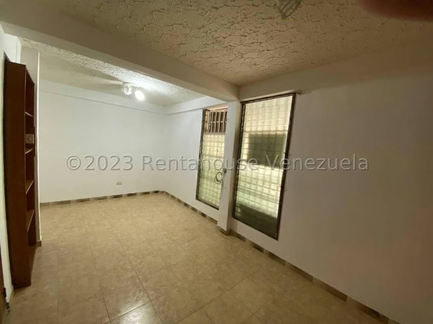 Casa (Duplex) en Venta en La Fuente, Aragua - 19