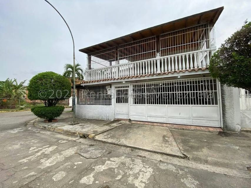 Casa (Duplex) en Venta en La Fuente, Aragua - 3