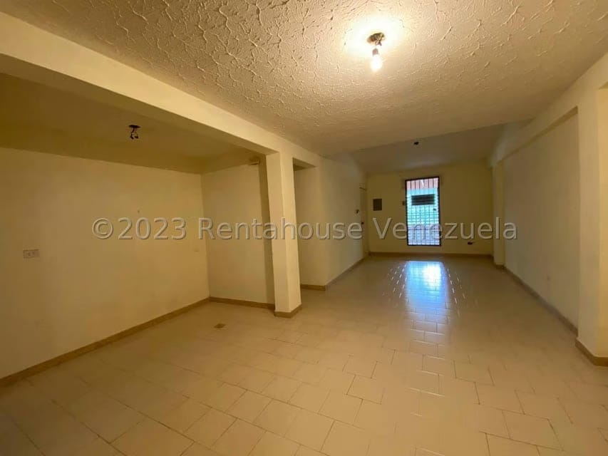 Casa (Duplex) en Venta en La Fuente, Aragua - 9