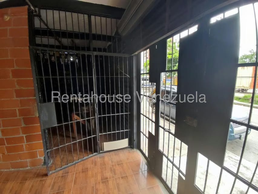 Comercial (Local Comercial) en Venta en Avenida Las Ferias, Carabobo - 3