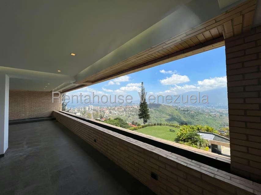 Apartamento (1 Nivel) en Alquiler en Los Naranjos del Cafetal, Distrito Metropolitano - 24