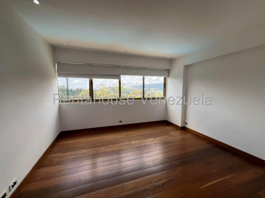 Apartamento (1 Nivel) en Alquiler en Los Naranjos del Cafetal, Distrito Metropolitano - 44