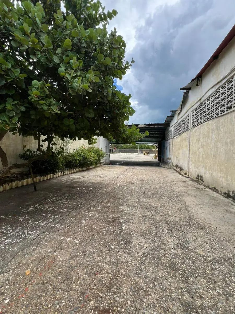 Galpon en Venta en Carretera nacional Tucacas Carretera nacional Tucacas - 2