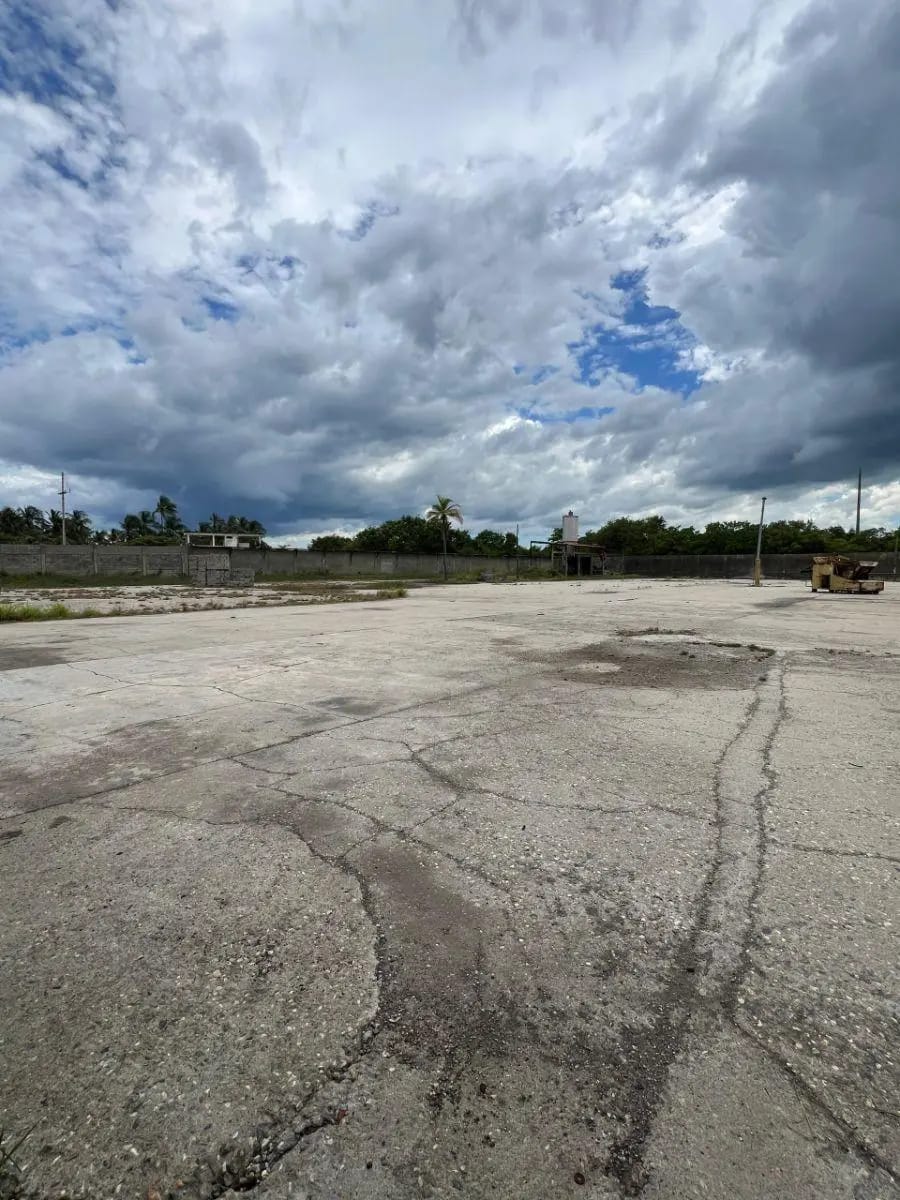 Galpon en Venta en Carretera nacional Tucacas Carretera nacional Tucacas - 3