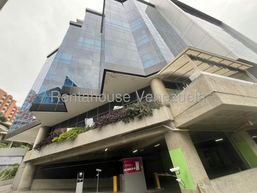 Comercial (Oficina) en Alquiler en Cerro Verde, Distrito Metropolitano