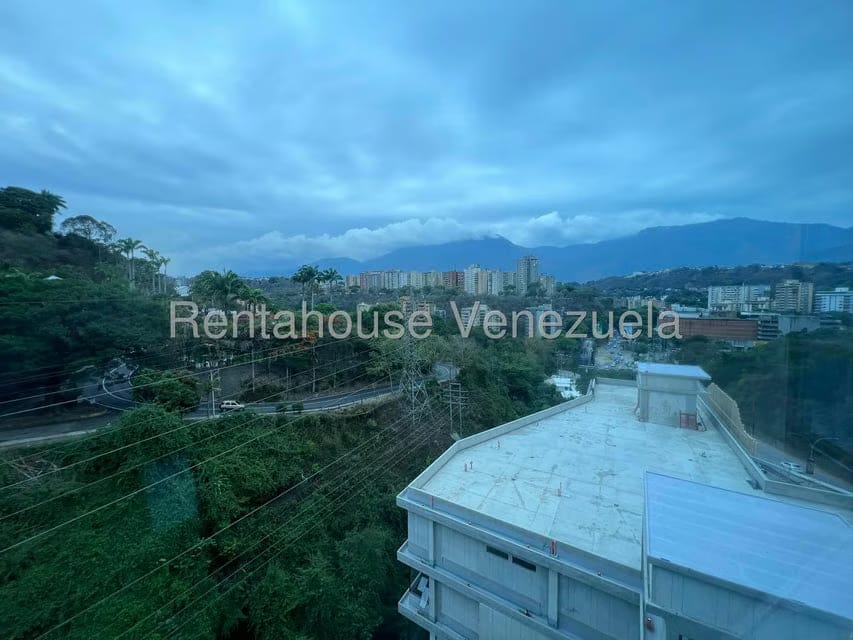 Comercial (Oficina) en Alquiler en Cerro Verde, Distrito Metropolitano - 13
