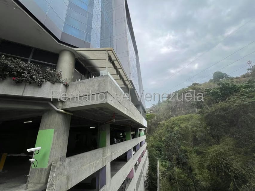 Comercial (Oficina) en Alquiler en Cerro Verde, Distrito Metropolitano - 10