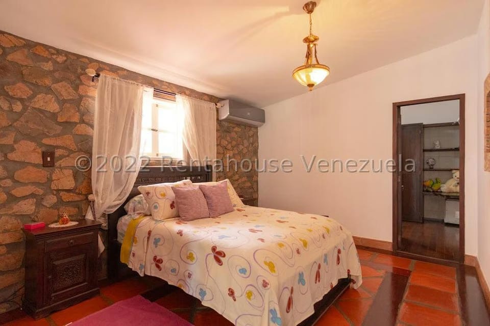 Casa (Multipes Niveles) en Venta en El Hatillo, Distrito Metropolitano - 12