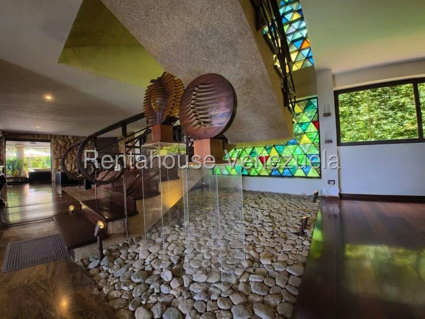 Casa (Multipes Niveles) en Venta en Alto Hatillo, Distrito Metropolitano - 13