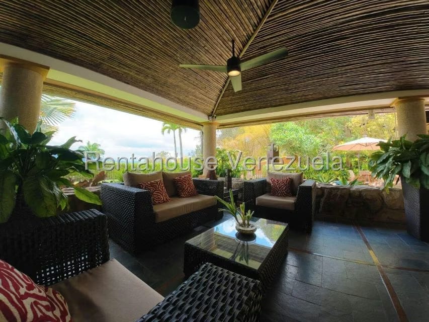 Casa (Multipes Niveles) en Venta en Alto Hatillo, Distrito Metropolitano - 36