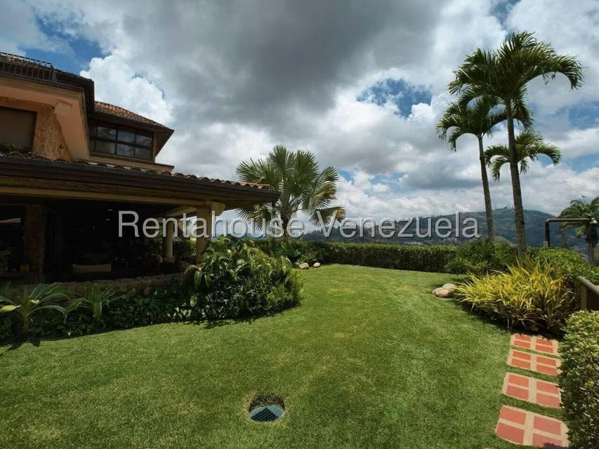 Casa (Multipes Niveles) en Venta en Alto Hatillo, Distrito Metropolitano - 56